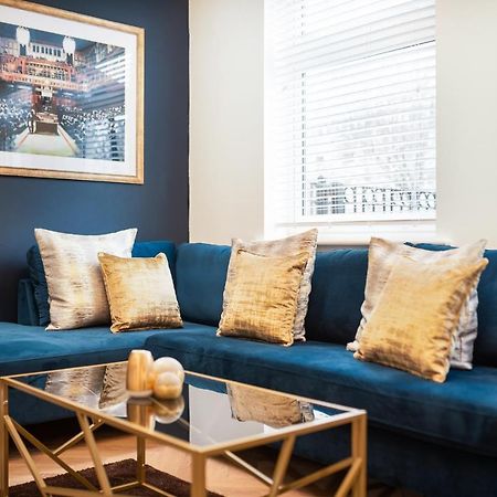 London'S Modern Nuance Apartment - Battersea Екстер'єр фото